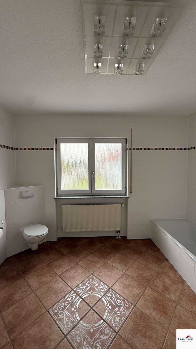 Badezimmer II Etagenwohnung Leinburg