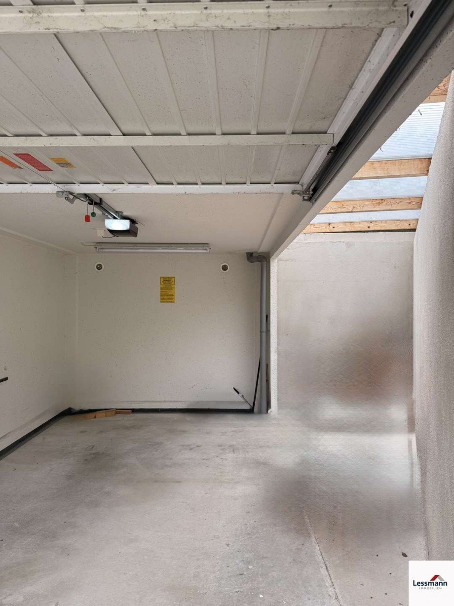 Garage II Etagenwohnung Leinburg