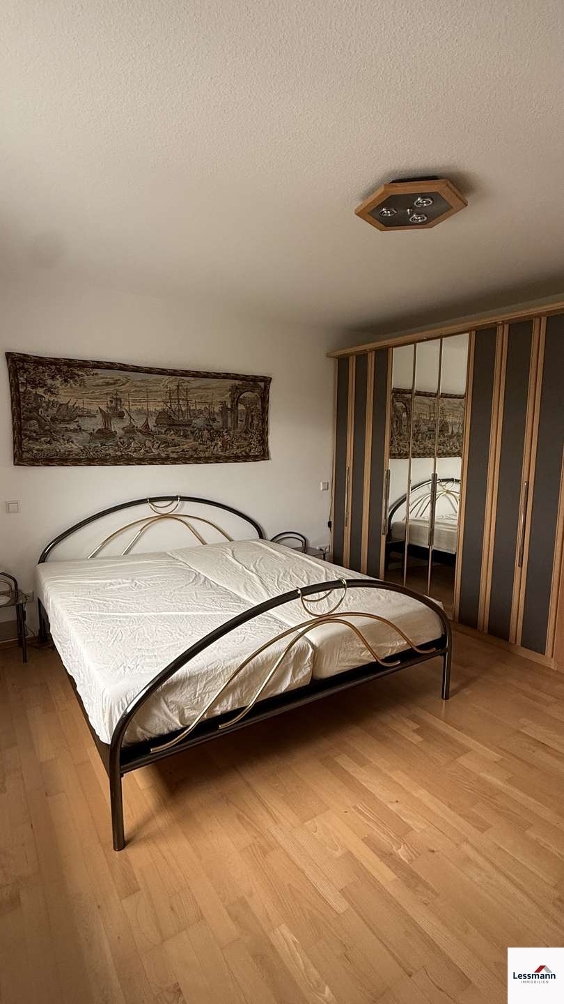 Schlafzimmer Etagenwohnung Leinburg
