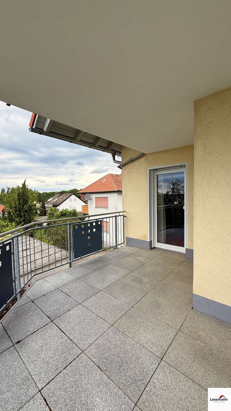Balkon II Etagenwohnung Leinburg