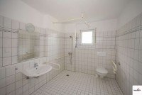 Bild (7a3212aeeeda99d490e73fc3b57e9836): Ger�umige 1-Zimmer-Seniorenwohnung im 1.OG mit Garage