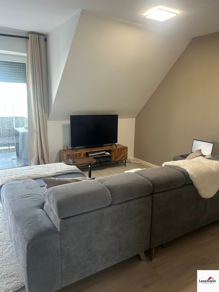 Hauptbild: Wohnen mit Stil - Moderne 2-Zimmer-Wohnung mit Balkon