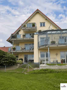 Au�enansicht Verkauft - Gro�e 3-Zimmer Eigentumswohnung mit Balkon und Blick ins Gr�ne