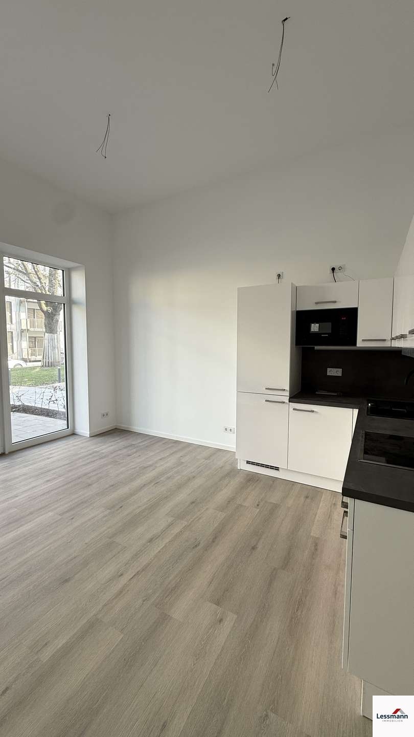 Wohnzimmer und Einbauku Etagenwohnung Bamberg