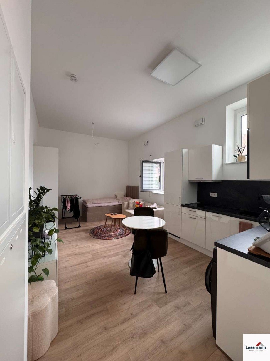 Wohnzimmer mit K�che Erdgeschosswohnung Bamberg