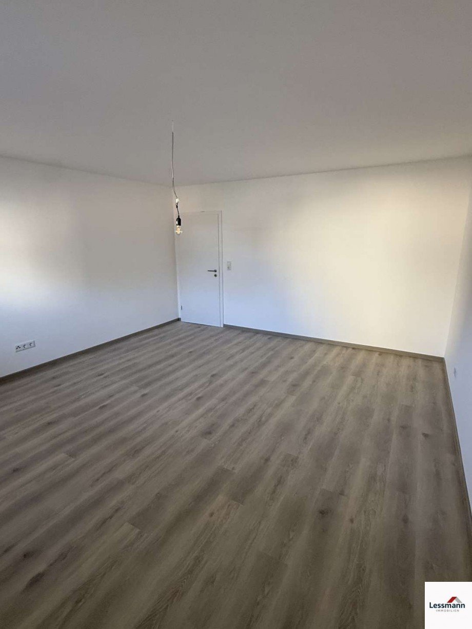 Wohnzimmer anderer Winkel Erdgeschosswohnung N�rnberg